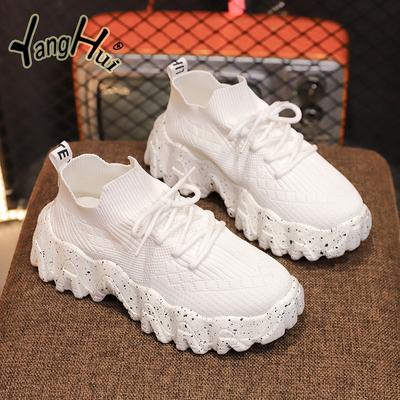 Respirant Confortable Doux Chaussettes Chaussures Semelle Épaisse Résistant à l'Usure Sport Décontracté Course Femme Baskets 2024 Nouveau Été Printemps