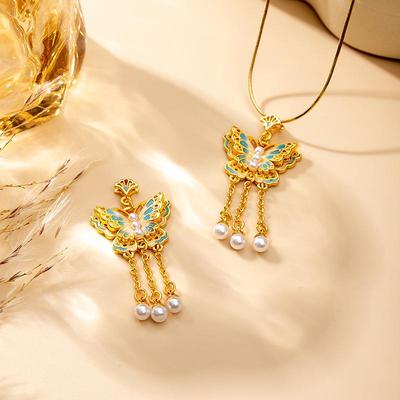 Elegant Youmeng Diesheng Enamel Butterfly Pendant with High-Grade Pearl, Durable Clavicle Necklace for Women.