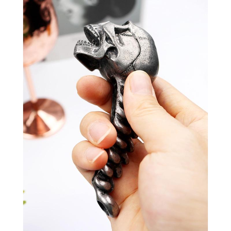 Gothic Skull Bottle Opener Alloy Novelty Bar Tool for Men Gift Halloween Christmas Party Drinking Accessories