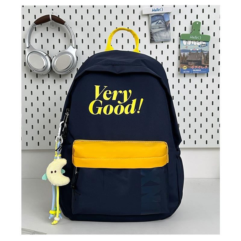 A Niche Japanese-style Backpack, A Retro Large-capacity Casual Backpack, and A Lightweight and Versatile Backpack