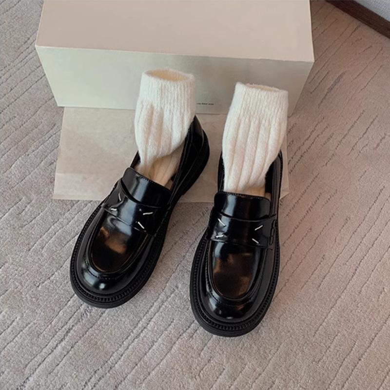 

Версия из овчины~ модная кожаная британская круглая головка маленькая толстая подошва Gola lucky shoes маленькие кожаные туфли женские кожаные туфли-маффины одинарные 40 чёрный