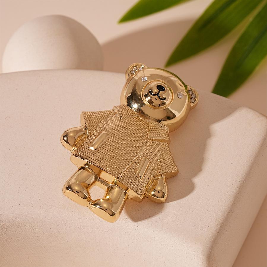 Luxury European & American Drip Oil Diamond Bear Brooch with 'M' Letter - High-End Fashion Corsage for Women
