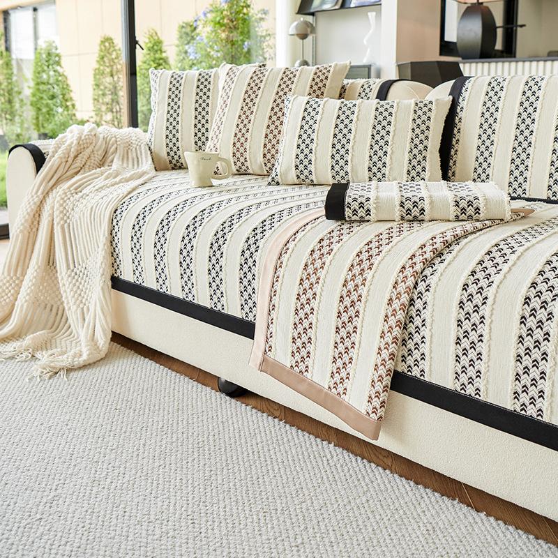 Chenier Sofa Cushion Is Universal In All Seasons, Retro High-End Non-Slip Sofa Cover New Backrest Cover Cloth Towel