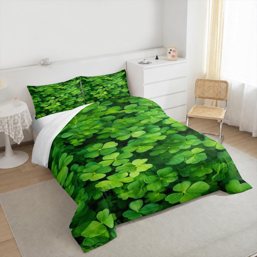 Green Four Leaf Clover Bedding set (1 duvet cover, 2 pillowcases, duvet not included), Lucky Shamrock Nature Botanical Leaves Art Print
