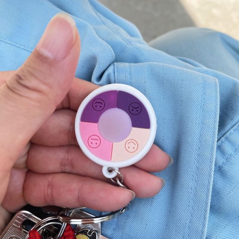 Color Changing UV Keychain for Outdoor Sports Measure UV Intensity with This Sunscreen Artifact Unique Gift for Friends