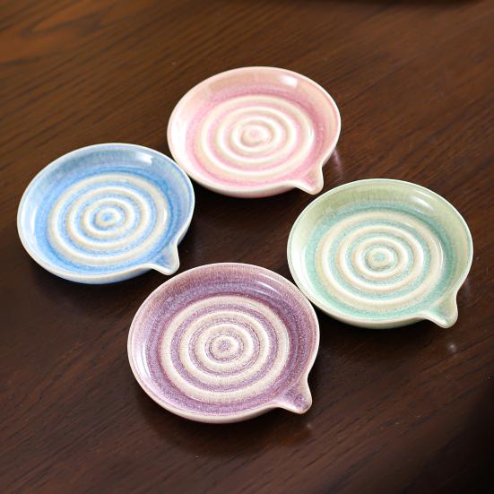 Ceramic Dipping Bowl Small Spiral Sauce Cup with Pour Spout for Sushi Tomato Soy Sauce Condiments Mini Appetizer Plates for Kitchen