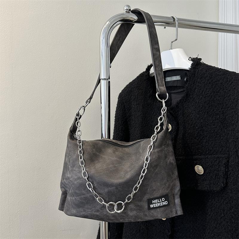 Versatile Large-capacity Tote Bag New Textured Commuter Messenger Bag Women's Retro Chain Shoulder Bag