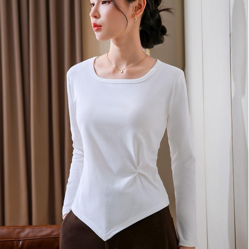 White Long-sleeved Shirt Women's New Women's Clothing with Exposed Collarbone Square Neck Bottoming Shirt with Irregular Hem and Inner Top.