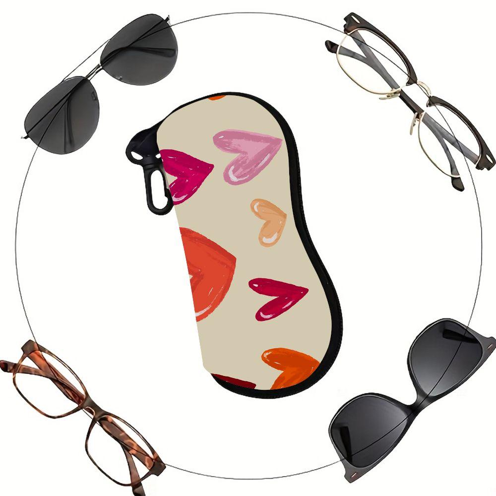 Colorful Hand Drawn Hearts Print Soft Sunglasses Case,Portable Lightweight Fabric Eyewear Pouch,Protective Eyeglasses Holder for Daily Travel