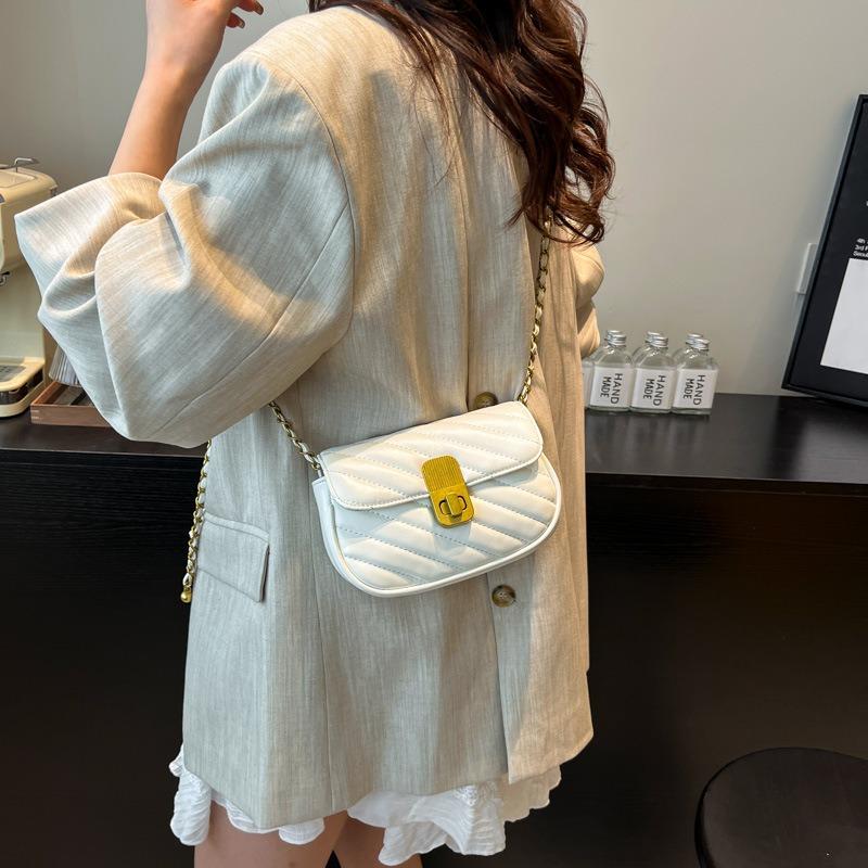 Fashion small bag women's new niche design chain messenger bag premium versatile shoulder small square bag