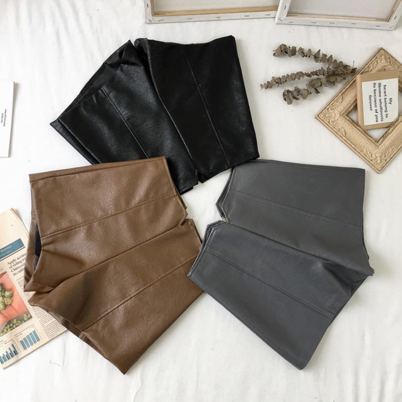 Women's High-Waist Black PU Leather Wide-Leg Shorts - Autumn/Winter 2023