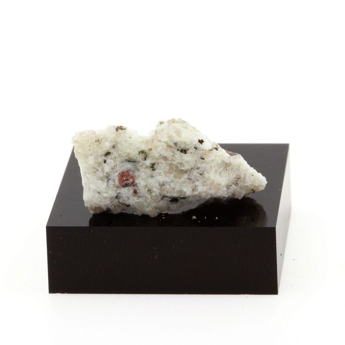 Grenat Schist 18.1 carats