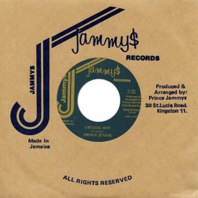 7-Zoll-Schallplatte PRINCE JUNIOR Crucial Boy Crucial Boy Version DSRLJ7021 JammysDub Stor 1985 Japan Reggae Ska Dub Gebraucht