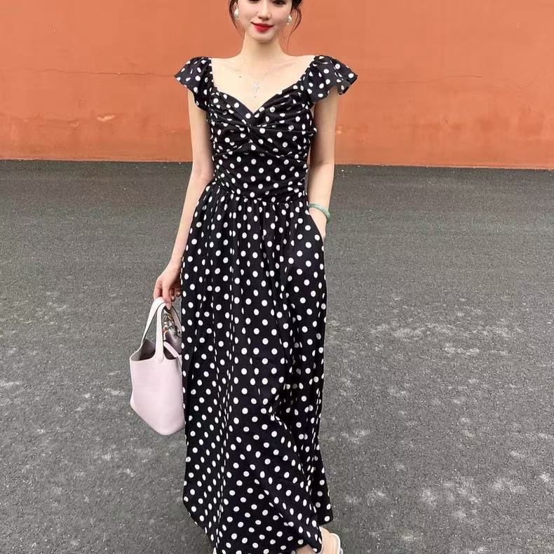 Fashion French polka dot dress summer new pleated waist thin large size temperament long skirt