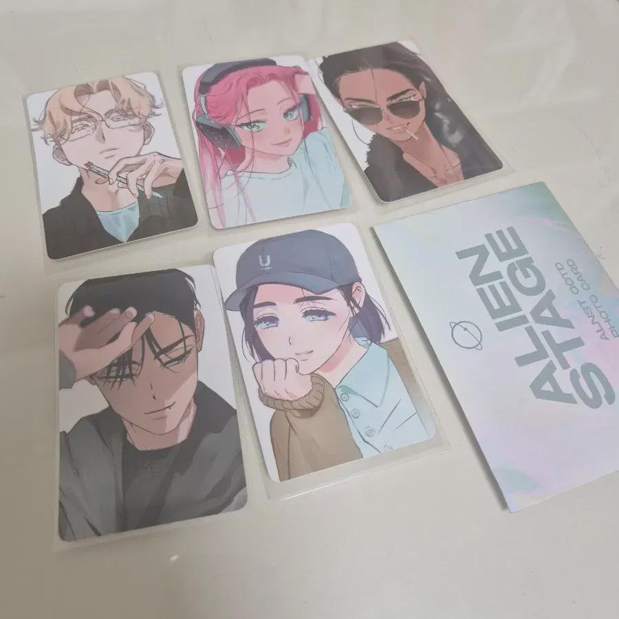 

Ace Casual Photo Card