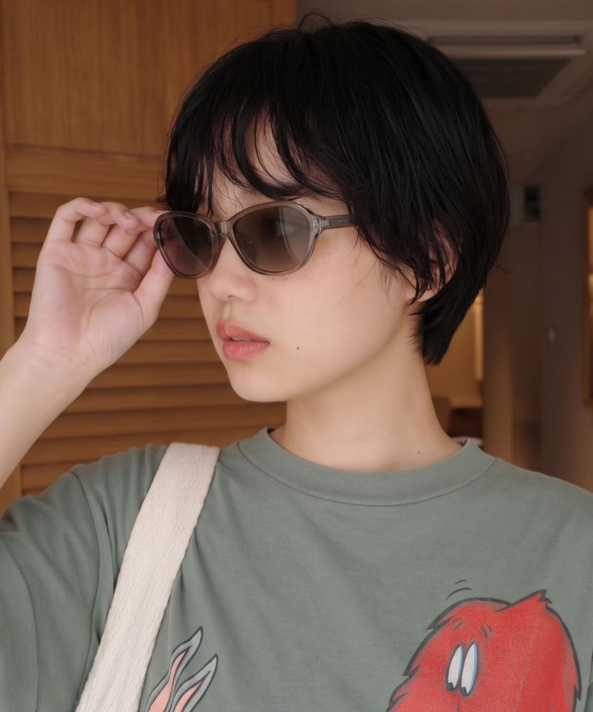Tukyubeu Retro Cat-Eye Oval Sunglasses(Beige)