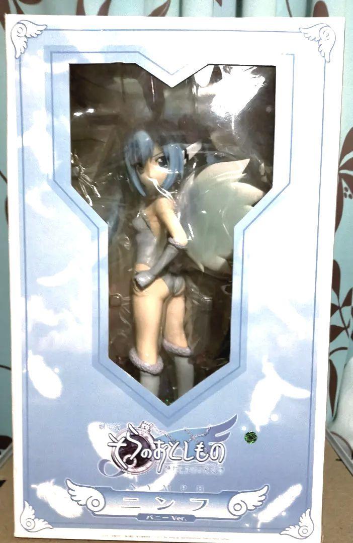 

[USED] nymph figure