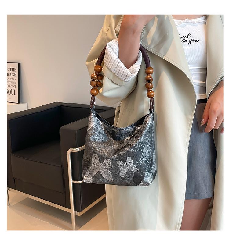 2025 Herbst Bestickte Damen Achsel-Tragetasche: Vielseitiger täglicher Schulter-Eimer-Stil