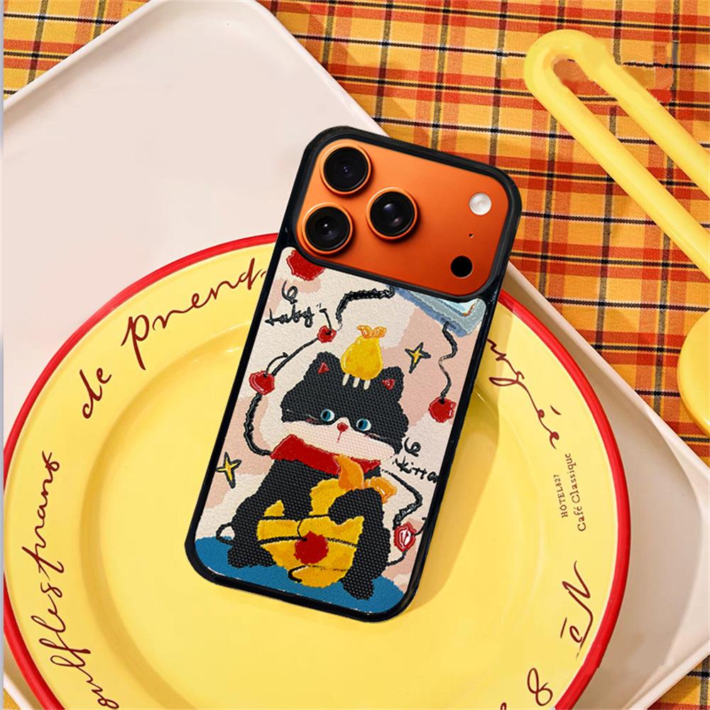 Cartoon Gold Embossed Cat iPhone 14/13/Pro Max Case Anti-Fall