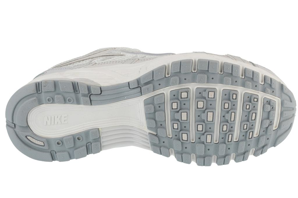 Nike W P-6000 SE, Womens white Sneakers