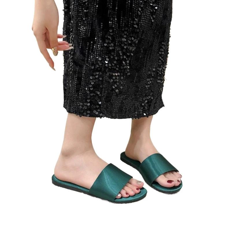 2025 Summer Open Toe Women's Slippers Plus Size Bathroom Slippers Concise Best Seller Light Comfortable Flat Slippers