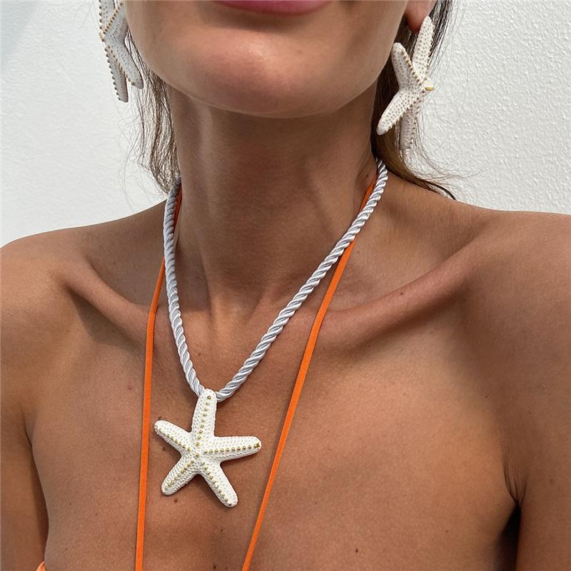 European and American Holiday Style Ins Metal Color Starfish Pendant Necklace for Women Beach Personality Star-shaped Thick Rope Necklace