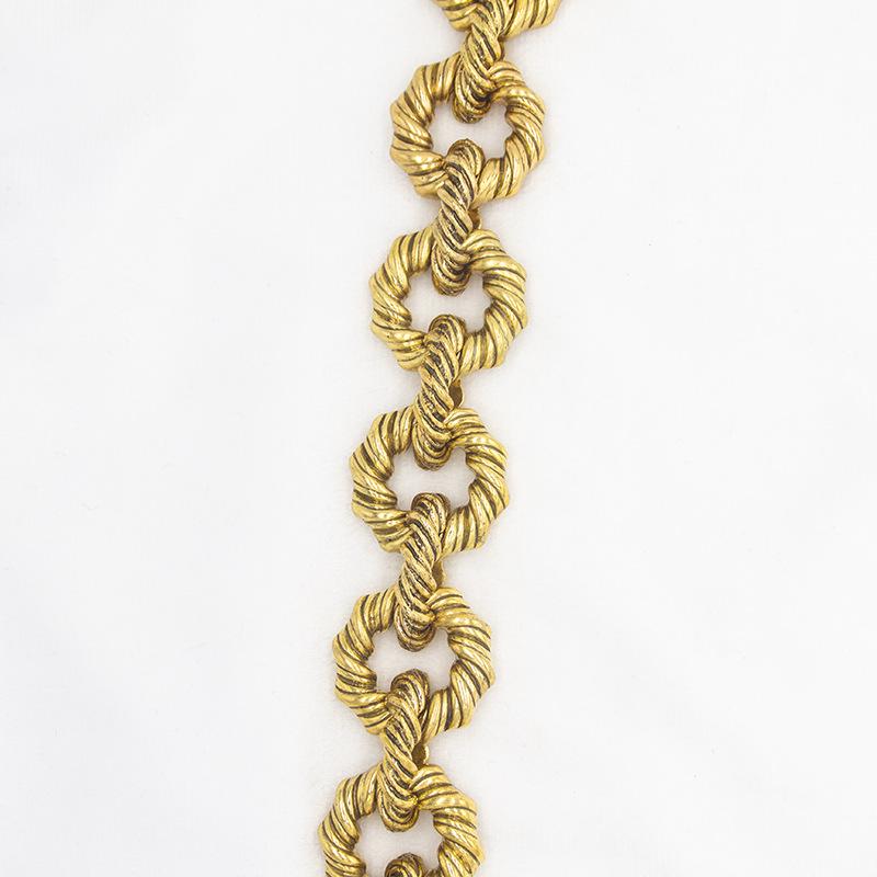 ZA Chunky Knit Gold Water Wave Chain Necklace - Bold, Retro European & American Style for Men and Women