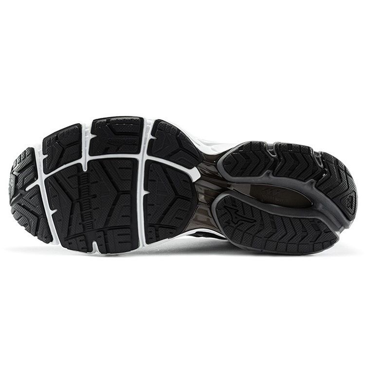 Mizuno Wave Ultima 12