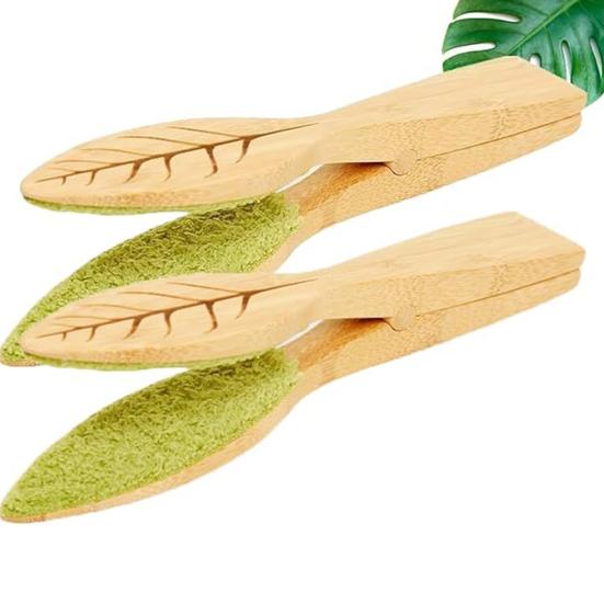 Yousheng Leaf Cleaner Clips with Magnets Natural Pinewood Leaf-Shaped Tongs Double Brush Head Long Handle Leaf Cleaner Tool