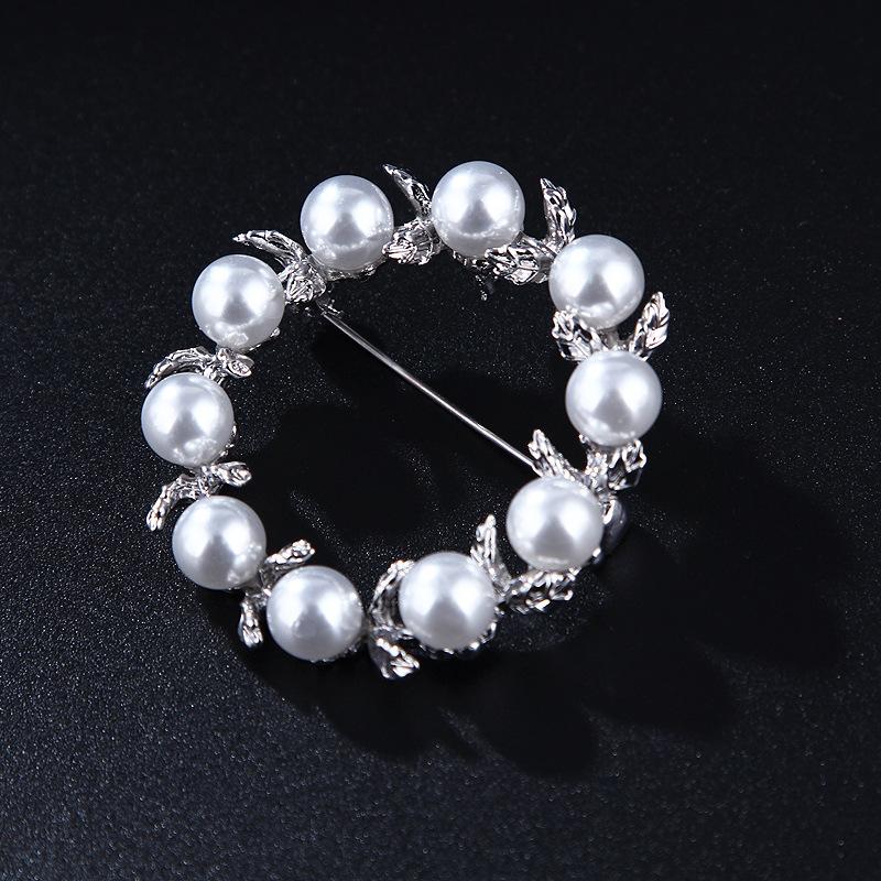 Accessories Simple Atmosphere Pearl Round Ring Tree Leaves Brooch Pins Anti-travelling Silk Scarf Clasp Women's Clothing Accessories