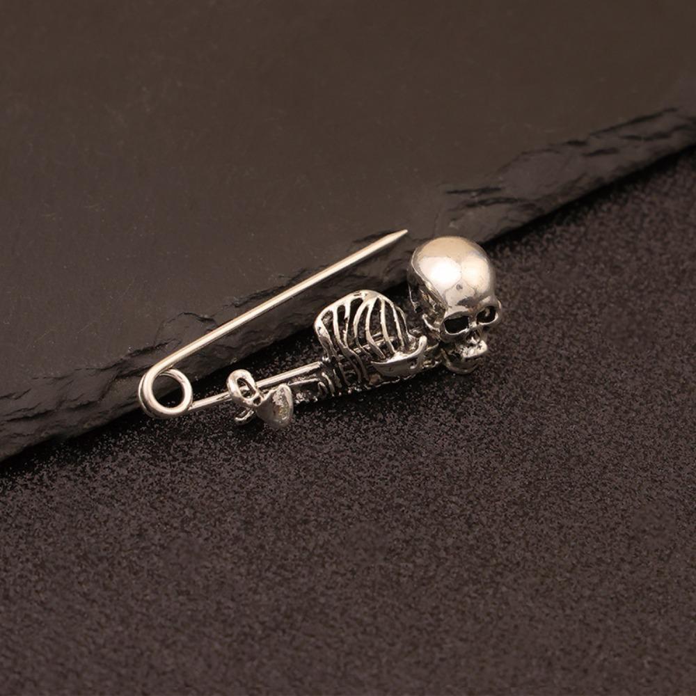 1pc Gothic Skull Skeleton Safety Pin Brooches Tone Punk Style Lapel Pins Perfect Dark Aesthetic Rocker Edgy Fashion Accessories