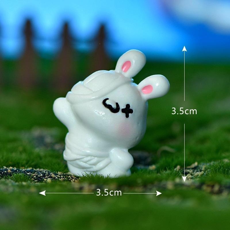 Mini Halloween Cute Resin Figurines Various Cartoon Designs Fine Workmanship For Desktop Party Micro Landscape Decor