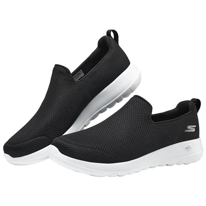 Skechers Men s Slip-On Breathable Mesh Walking Shoes 42.5