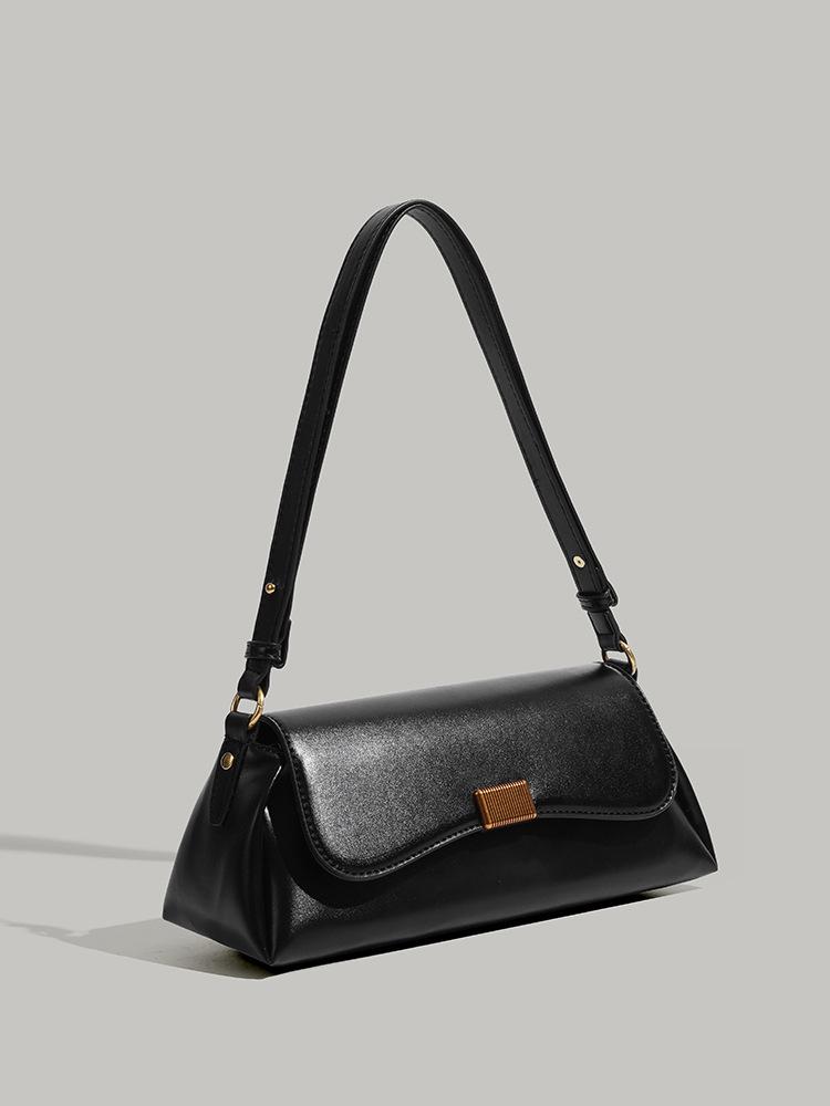 2025 New Niche Black Baguette Armpit Bag Women's High-end Sense Super Fire Single Shoulder Oblique Span Bag Commuter Handbag Tide