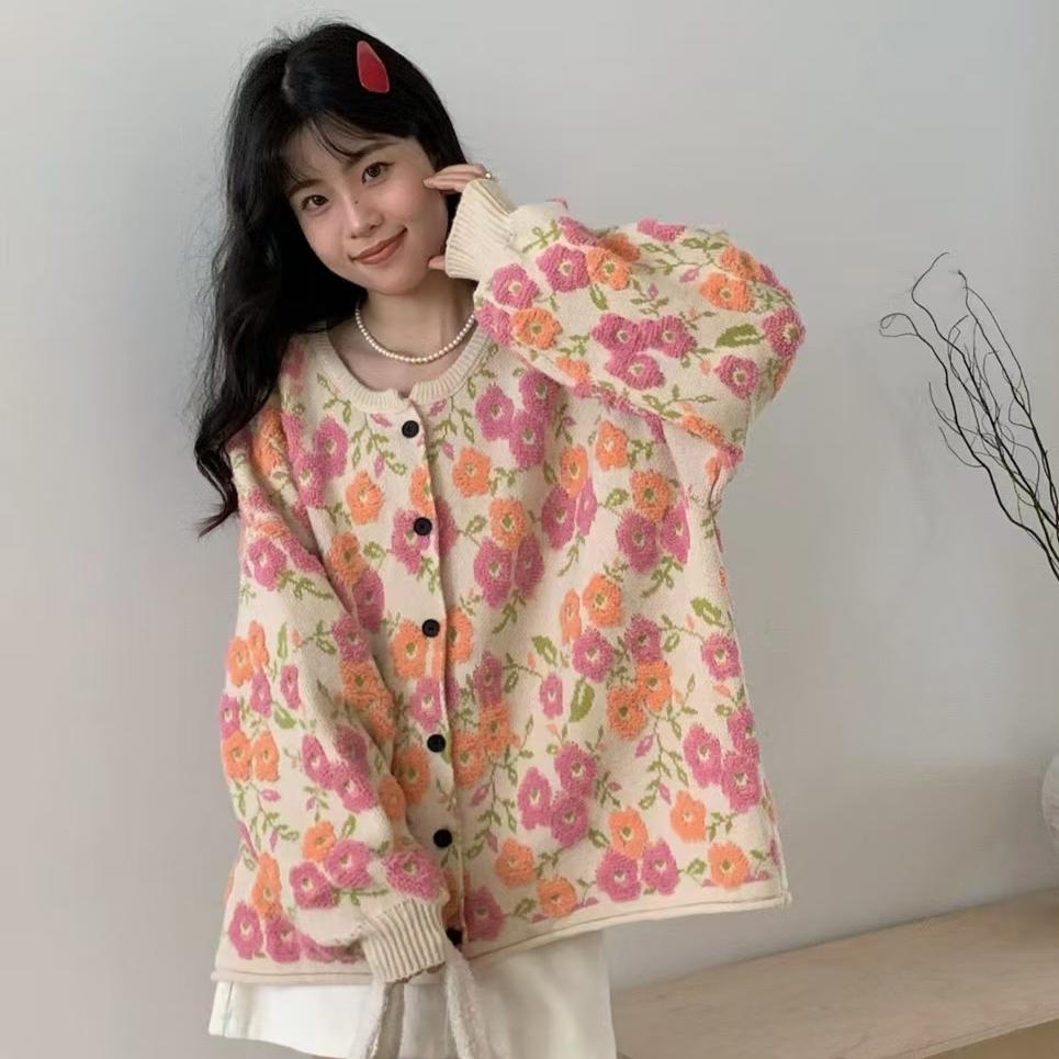 

Dimanaf 2024 Плюс Размер Осеннее Пальто Женщин Цветочные Пуговицы Свитера Куртка Вязание Мода Оверсайз Повседневный Стиль Свободный Кардиган Свитер One Size розовый
