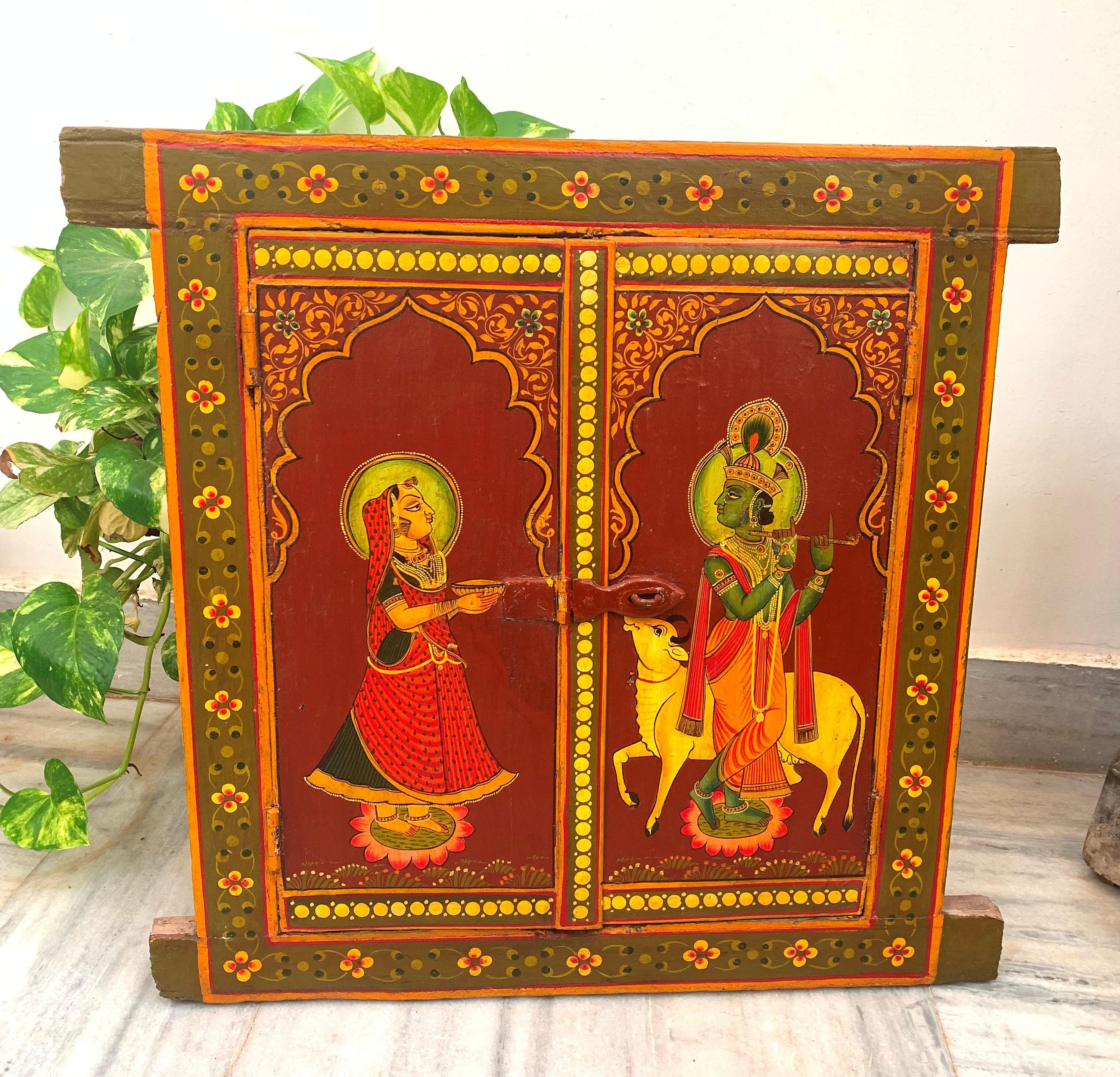 Handcrafted Radha Krishna Painting: Antique Wooden Jharokha Window Decor разноцветный
