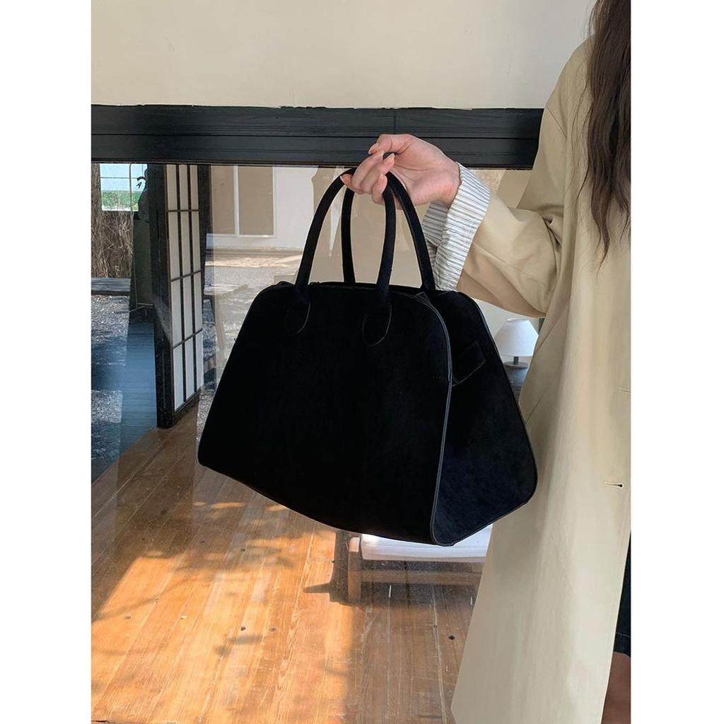2024 Autumn Winter New Crossbody Women's Bag Fashionable Frosted Shoulder Simple and Versatile Handbag Trendy Design Tote Bag