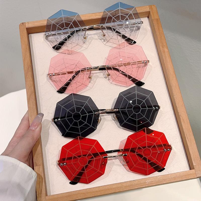 Lunettes de soleil non polarisées en forme de toile d'araignée pour hommes, sans monture, élégantes, amusantes, décoratives, pour femmes, tendance, chic, design de marque, lunettes de soleil rave