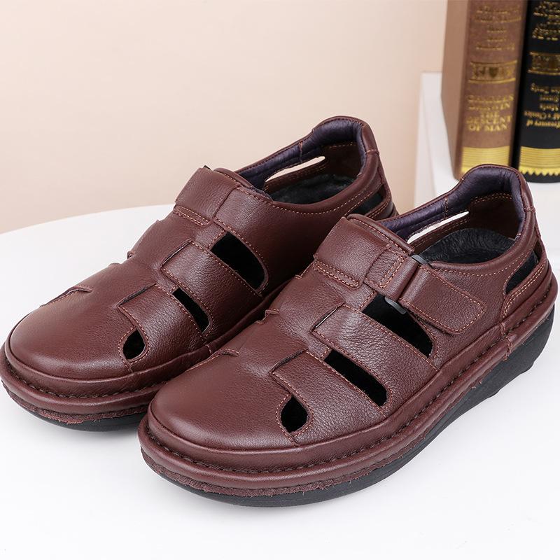 Men'S Sandals Men'S Leather Baotou Hole Shoes Leather Sandals Middle-Aged Dad Casual Beach Shoes