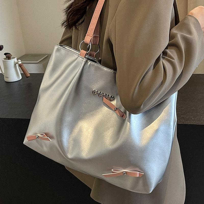 New Personalized Fashionable Shoulder Bag Casual Commuting Large Capacity College Student Class Toy Bag for Women