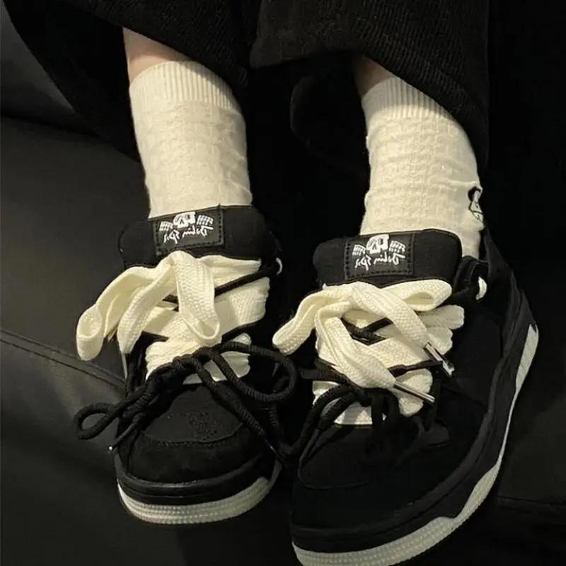 Mode 2025 Sneaker Damenschuhe Sport Designer Frau Vulkanisierte Schuhe Sneaker Mesh Frühling Herbst Schnürschuhe Damen