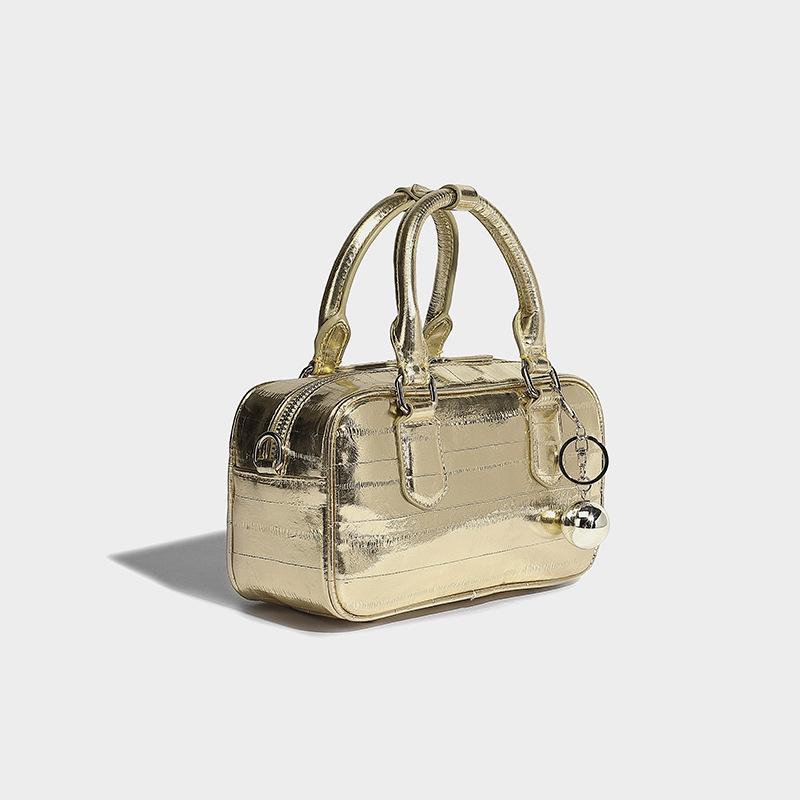 

Серебряная высококачественная портативная маленькая квадратная сумка женская 2024 новая модная универсальная сумка-подушка Boston одно плечо сумка-мессенджер золотой