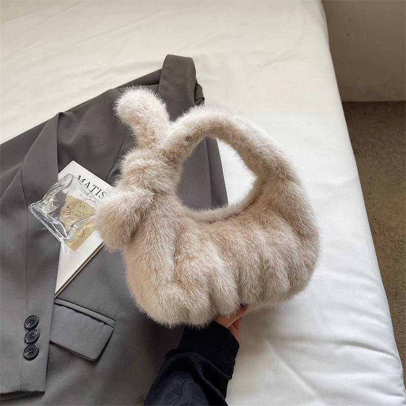Cute Plush Small Bag 2025 Autumn New Trendy Fashion Trend Foreign Style Girl Handbag Temperament Casual Bag