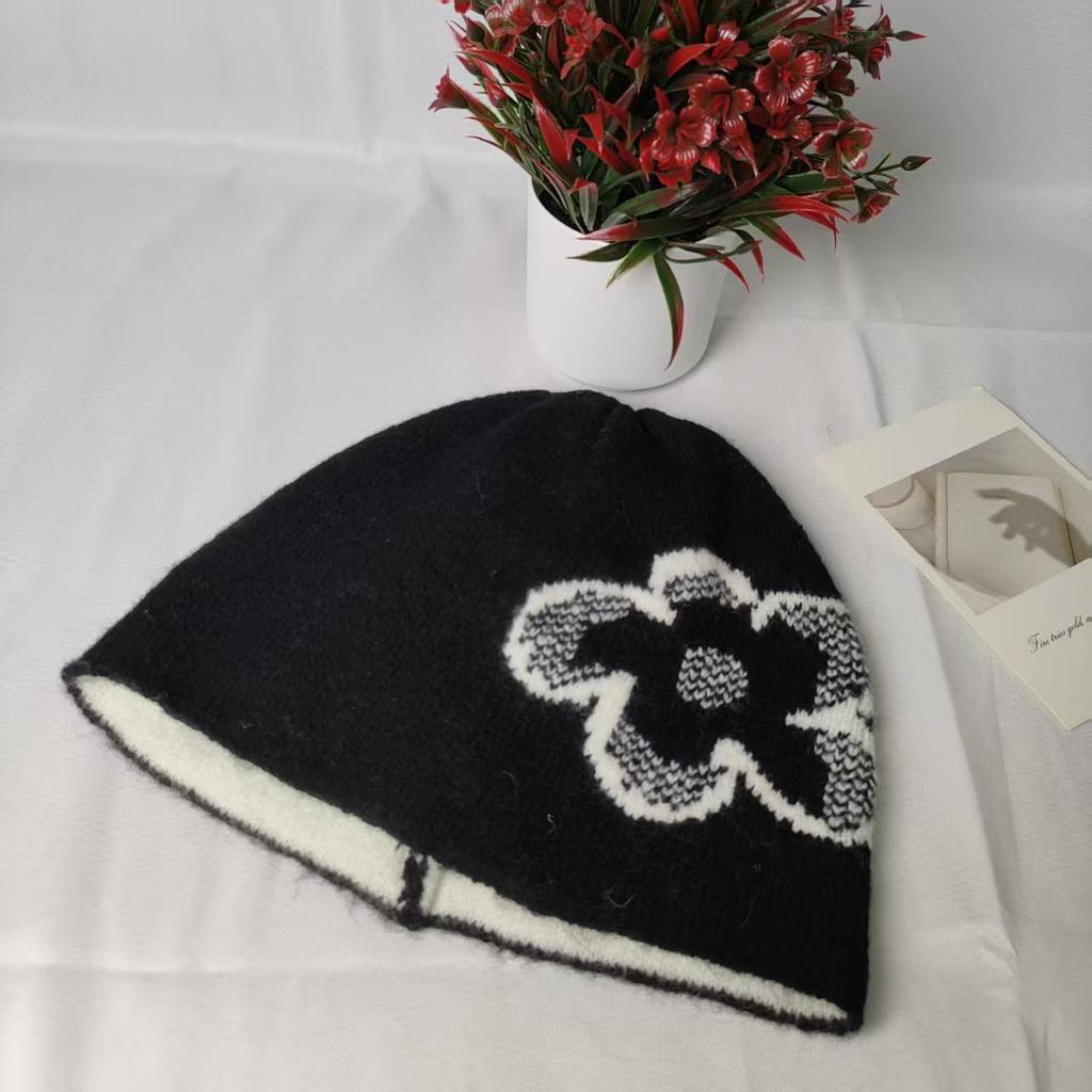 Cold Hat, Big Head Circumference Hat, Women's Winter Stacking Hat, Warm and Cold-proof Ear Protection, Head Hat, Jacquard Wool Hat.