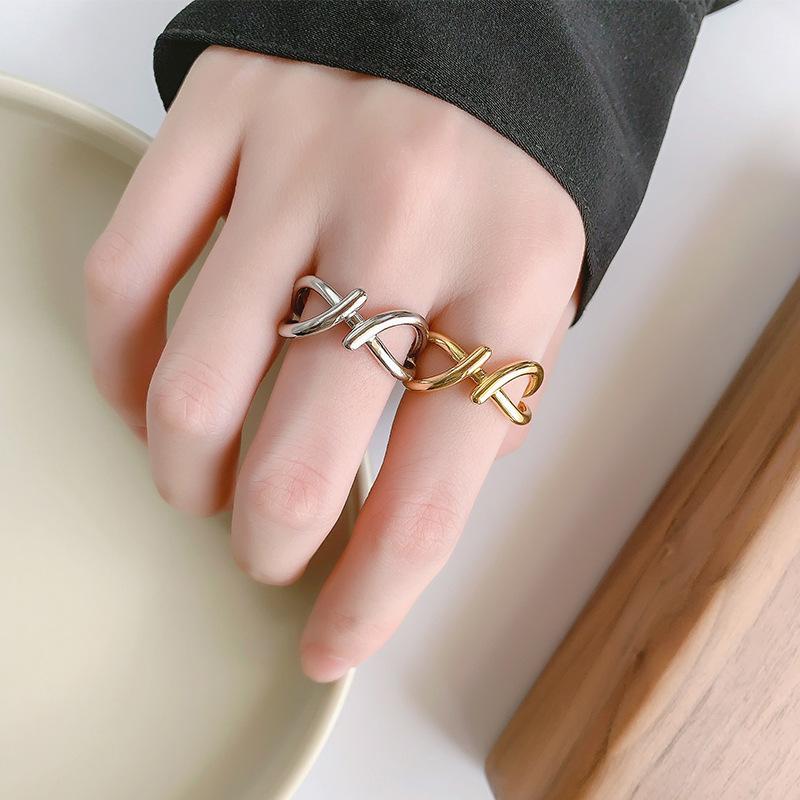 Japan and South Korea's New Fresh Cross-wrapped Ring Sweet Ins Style Niche Design Cross 8-character Ring