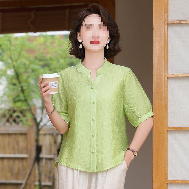 Summer Two-Piece Set: Elegant Short-Sleeved Top & Bottoms for Middle-Aged and Elderly Mothers