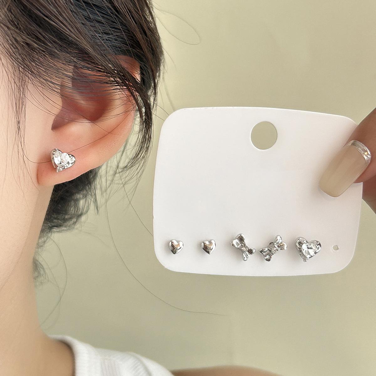 Simple Daily Exquisite Small Three-Piece Earrings Love Bow Diamond Fashion Commuter Earrings