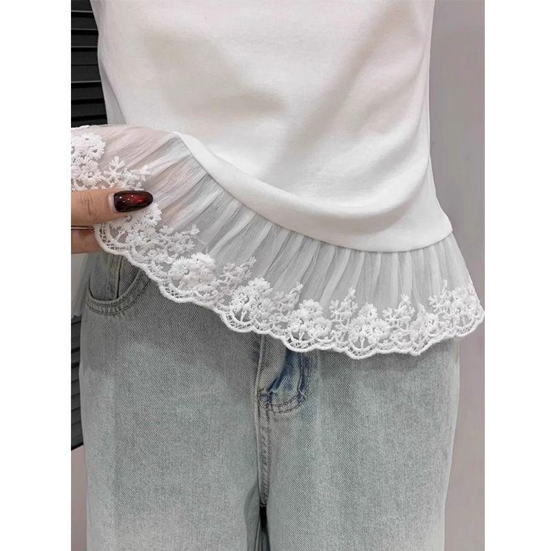 Women's White Lace Patchwork Short Sleeve T-shirt: Gentle and Slimming Spring Style