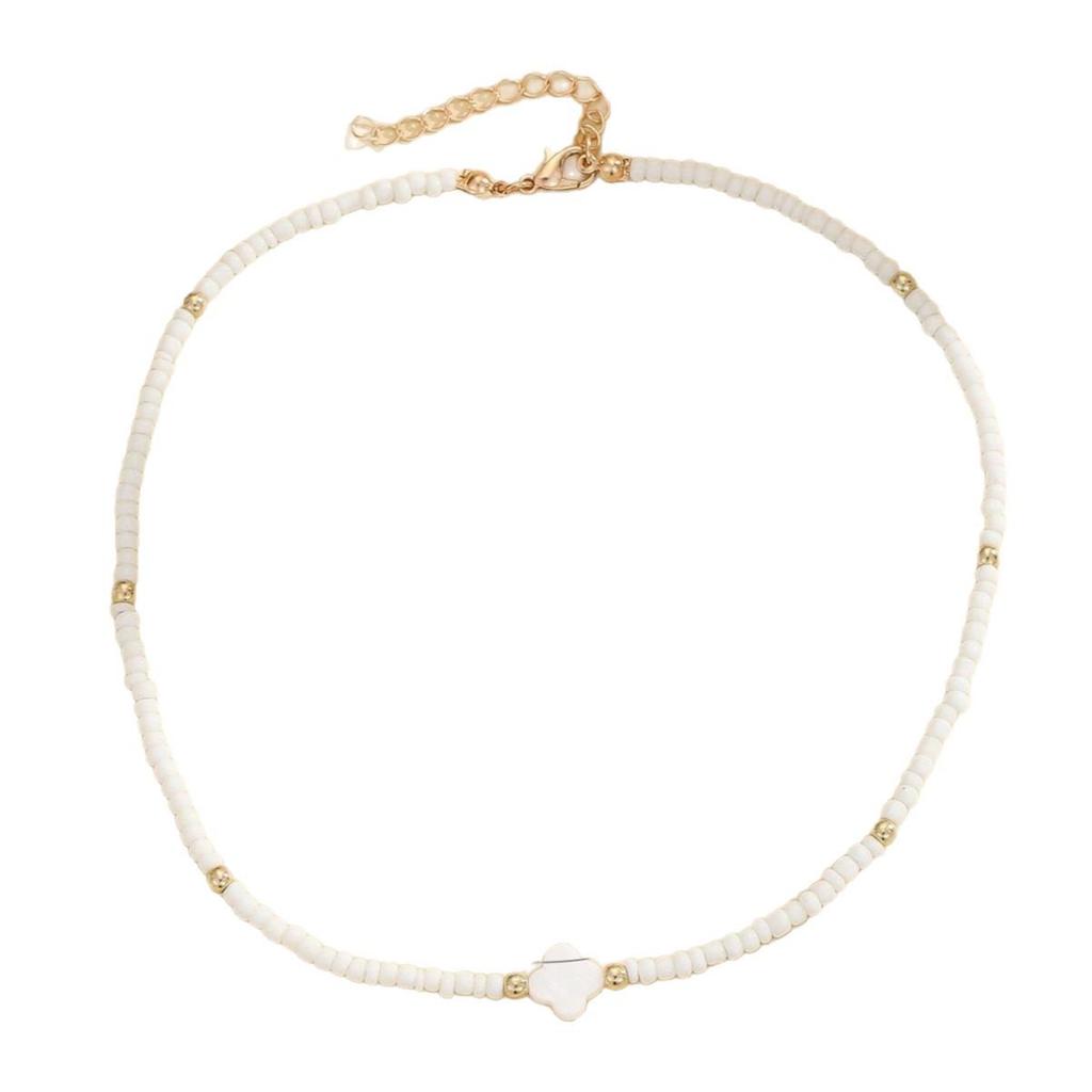Bohemian Four-Leaf Clover Pendant Necklace: Mother-of-Pearl Beaded Choker with Seed Beads