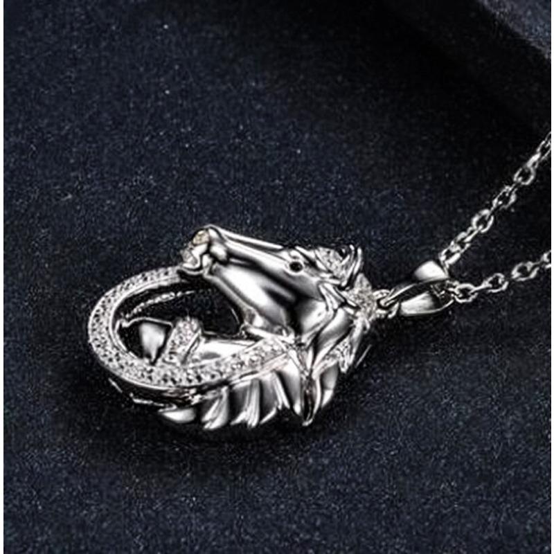 Neue Heiße Verkaufende Mode Herren Personalisierte Kreative Design Trendige Diamant Pferde Anhänger Halskette